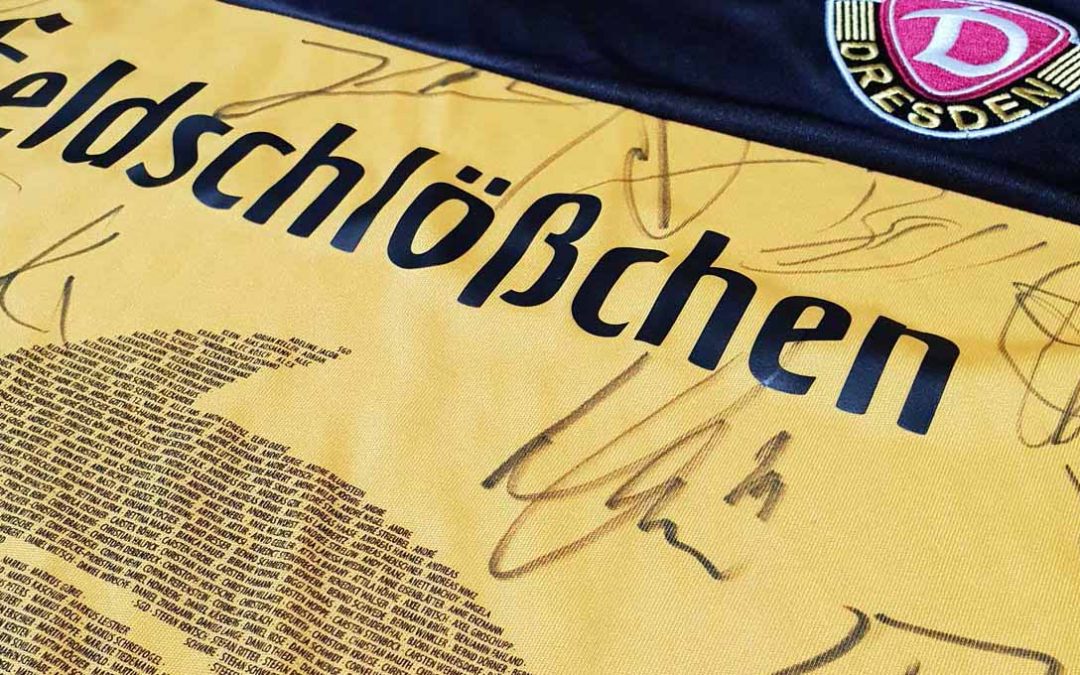 Fangemeinschaft Dynamo versteigert signiertes Sondertrikot